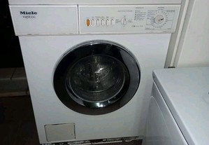 Máquina lavar roupa MIELE 5kg