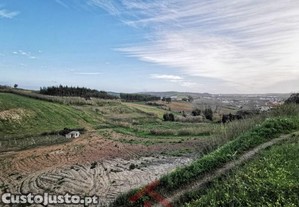 Terreno Com 3810M2 Perto Da Lourinhã