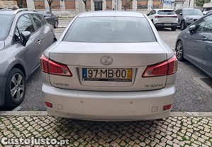Lexus IS 200 2200cc - 11