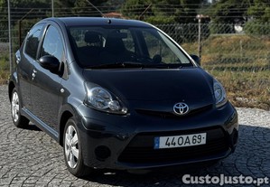 Toyota Aygo 1.0 Plus MM Automtico - 13
