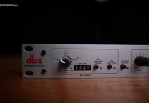 DBX 286S (pré-amplificador)