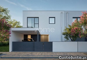 Moradia T3+1 A 800M Da Praia |S. Félix Marinha,...