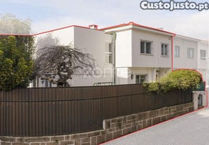 Moradia T4 Com Garagem E Jardim | R. Tanger, Porto