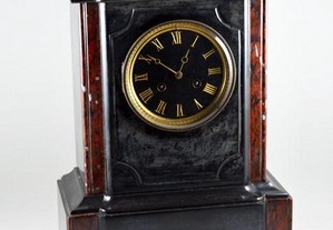 Relógio de mesa antigo