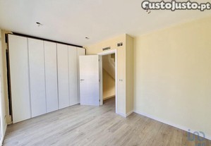 Casa / Villa T3 em Quinta do Conde de 135,00 m