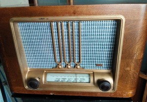 Rádio Antigo Thomson (Assistência Técnica)