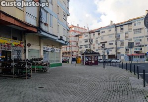 Apartamento T1 Remodelado c/ elevador