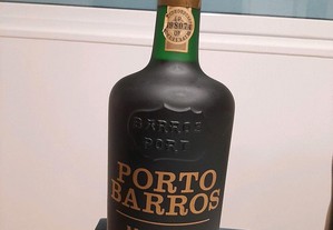 Porto Barros mais de 40 Anos