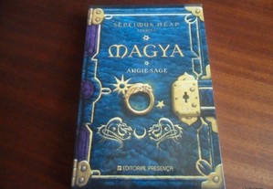 "Magya" - Septimus Heap Vol 1 de Angie Sage - 1ª Edição de 2008
