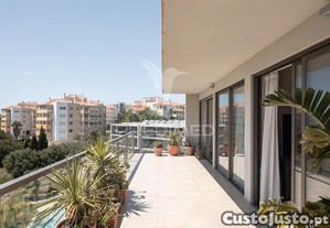 último andar com vista mar a 2 minutos da praia | condomínio exclusivo