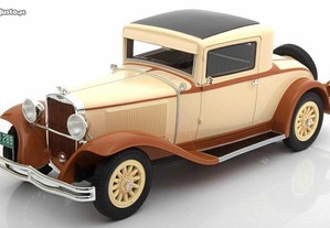 BoS 1/18 Dodge Eight DG Coupe