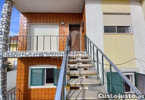 Andar de moradia t5 em s. francisco (alcochete)