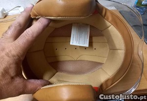 Capacete de viseira