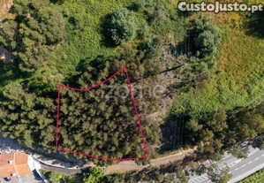 Terreno Com 874 M2, Em Vandoma, Paredes