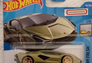Lamborghini Sian FKP 37 Hotwheels