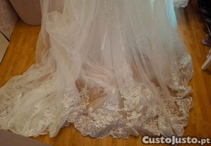 Vestido de noiva novo