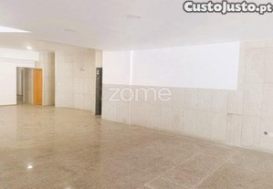 Loja Para Comércio Ou Restauração No Muro - Trofa