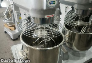 Batedeira planetria 30 Litros 3 velocidades