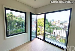 Apartamento T1 em Lordelo do Ouro e Massarelos de 66,4 m²
