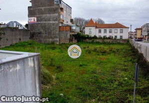Terreno com Duas Frentes   2204m²   Nacional 1, L