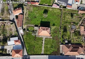 Mordia Individual T4 Com 3666 M2 De Terreno Em...