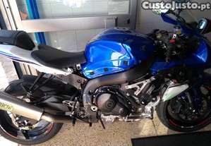 Suzuki GSX