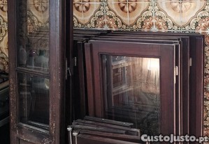 19 Janelas/Portas Madeira com Vidro Várias Medidas