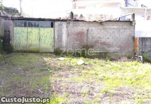 Terreno Com Viabilidade De Construção Em Guifões
