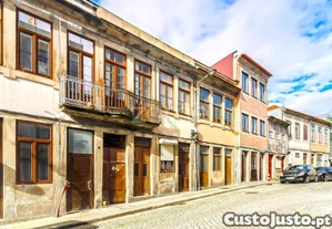 Moradia T6, Na Rua Do Bonjardim, Com Projecto...
