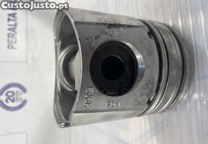 Pistão do Motor Iveco F4AE0684F Eurocargo / F4AE0684F 504017243