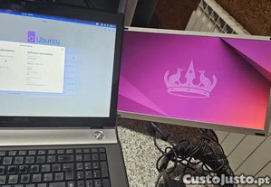 1 Portatil Asus, 3 Monitores, 1 SAMSUNG Galaxy Buds2 Pro, 3 teclados
