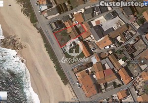 [240-M-23712] Construa a sua casa de sonho na 1...