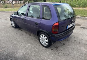 Opel Corsa Izuzu - 94