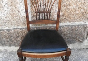 Cadeira Assento Pele