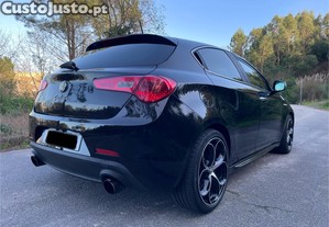 Alfa Romeo Giulietta 1750 TBI Quadrifoglio Verde 235cv - 11