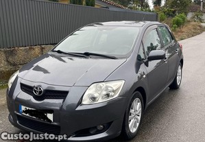 Toyota Auris 1.4 D4D Sol caixa automtica  - 07