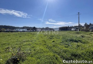Terreno C/ 2100M2 P/ Construção De Moradia Em...