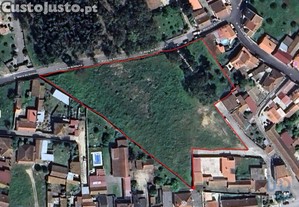 Terreno em Rio Maior de 4314,00 m²