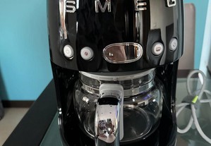 Maquina café SMEG programmable - nova