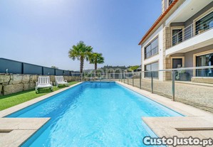 Moradia T5 Com Piscina E Jardim, A 5Min De...