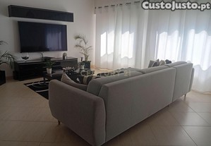 Apartamento T2 em Monte Abraão