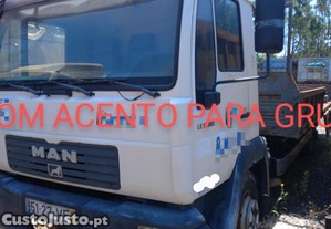 MAN LE 8.180cv. Caixa de carga fixa. Acento para grua.