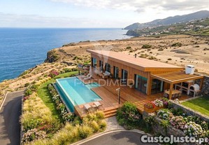 Terreno plano na santa do porto moniz vista mar.