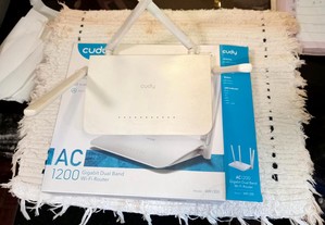Repetidor- router com wifi cuby como novo