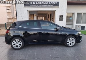 Renault Mgane 1.3 TCe Limited J17 - 19