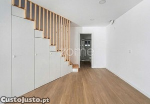 Moradia T1+1 Renovada Em Massarelos, Porto