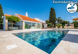 Sapphire - Villa Moderna c/ Piscina Aquecvel, BBQ & Salo de Jogos