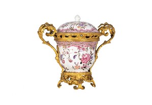 Terrina porcelana rosa bronze Luís XV século XVIII