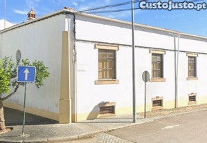 Casa / Villa T3 em Alter do Chão de 356 m²