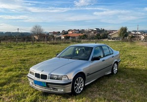 BMW 325 Série 3